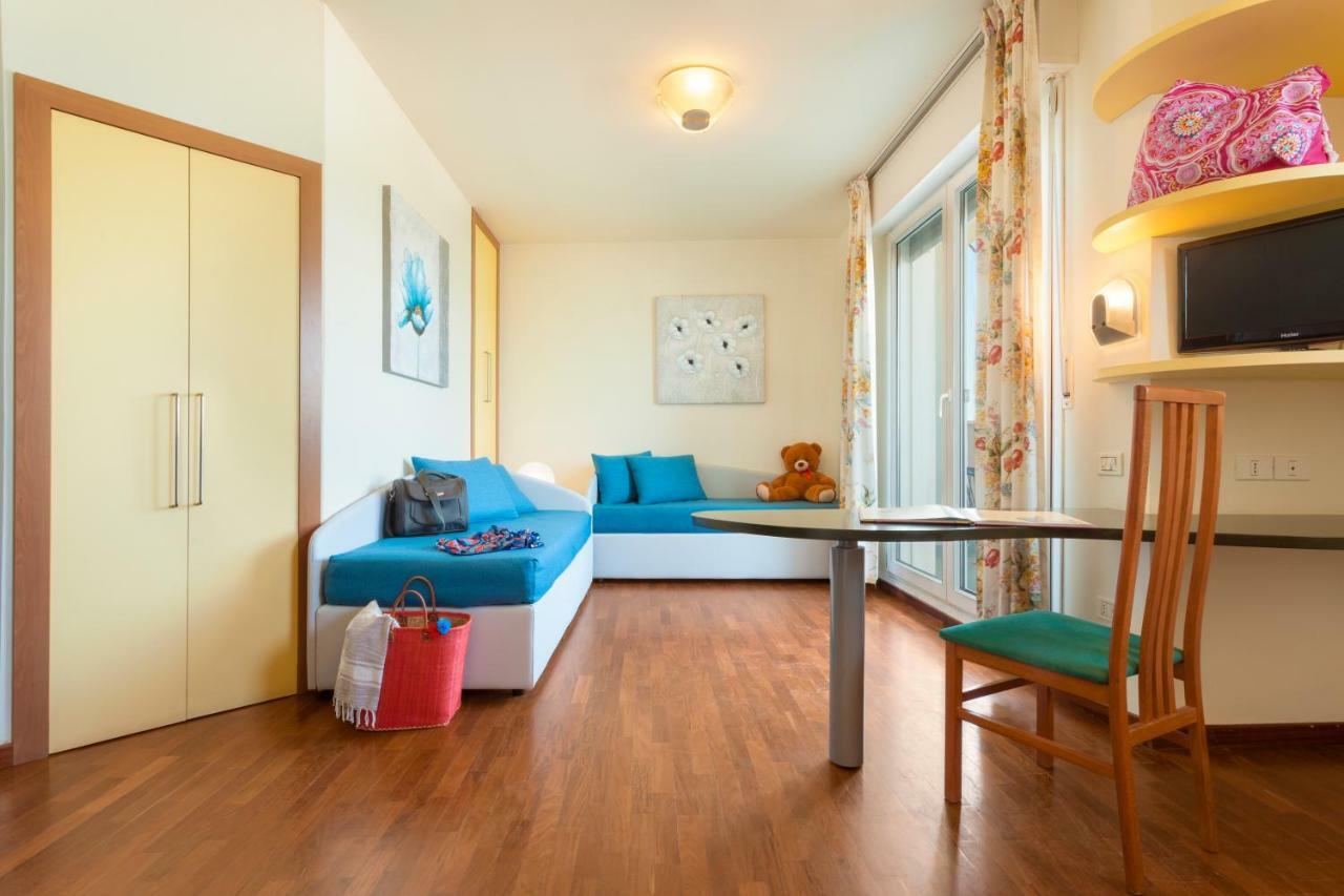 פסארו Hotel Atlantic Vista Mare מראה חיצוני תמונה