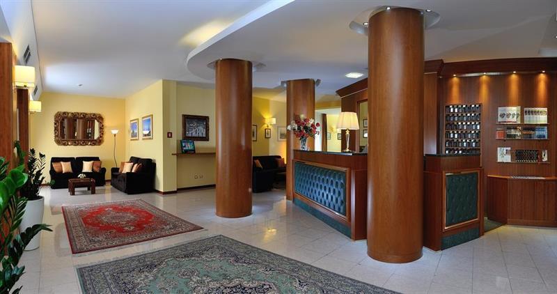 פסארו Hotel Atlantic Vista Mare מראה חיצוני תמונה